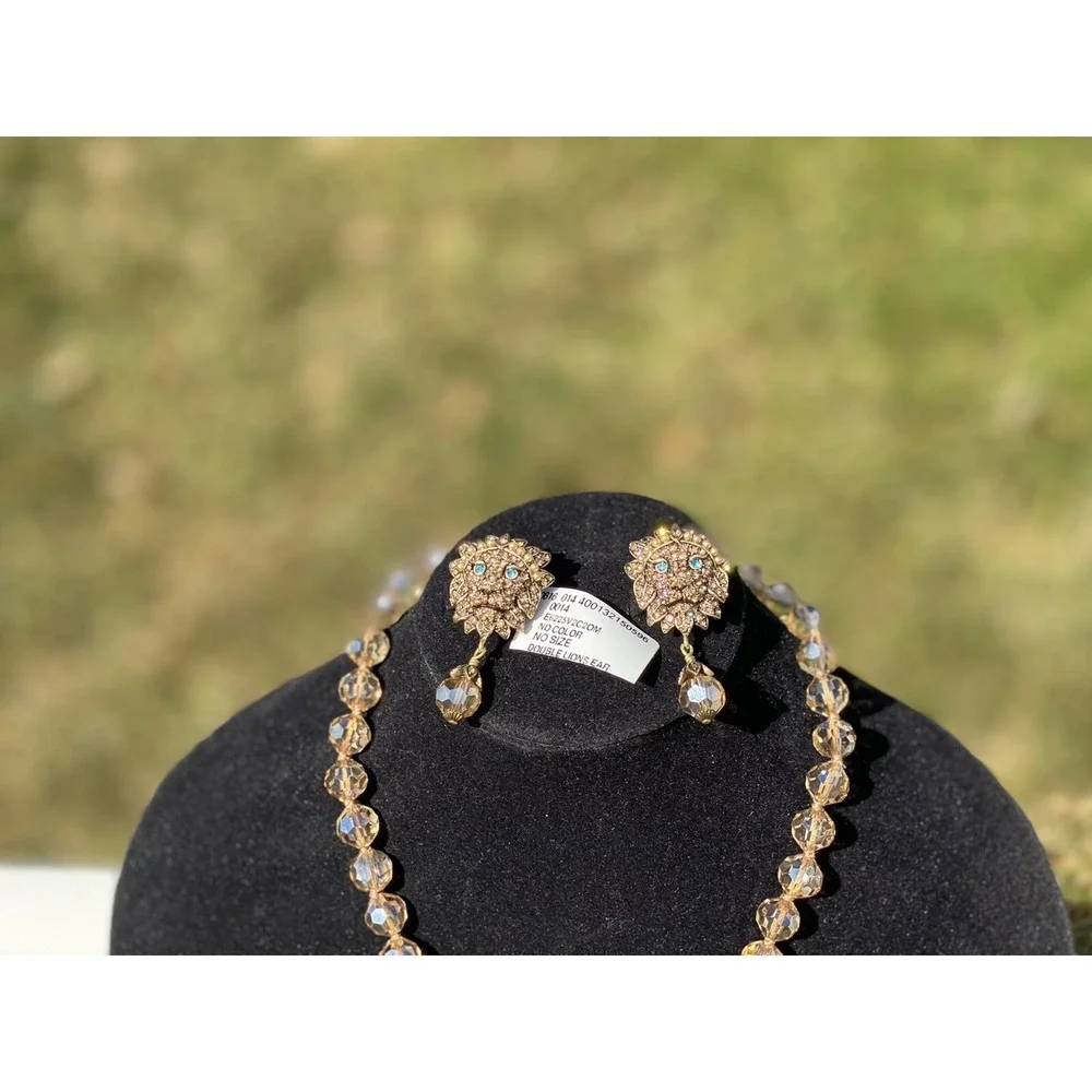 Heidi Daus nwt authentic